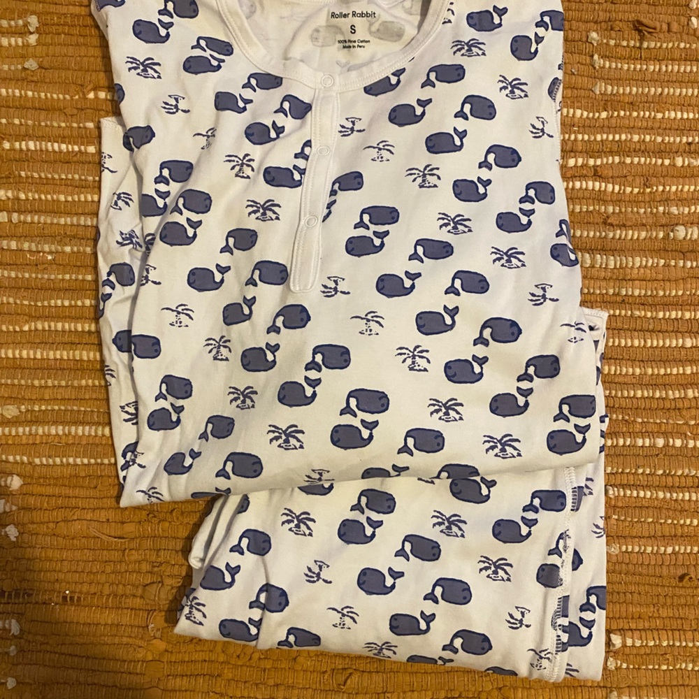 Roller Rabbit Moby Patterned Pajamas Size small